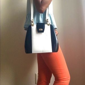 Black & White Leather Vintage 80s Crossbody Purse